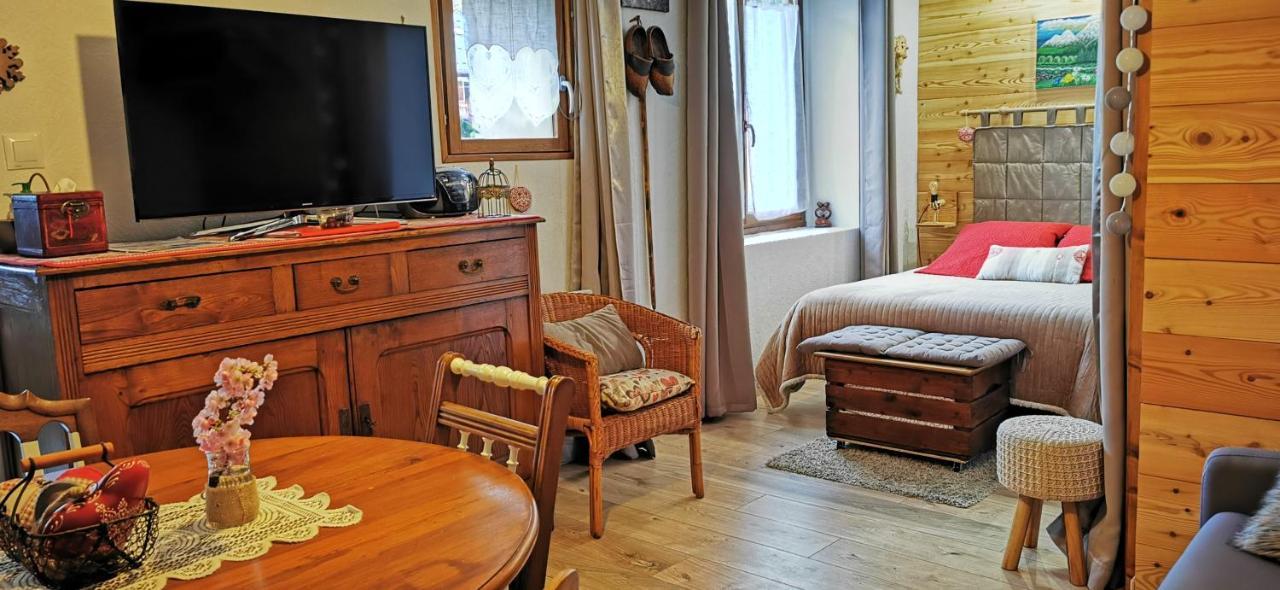 La Grange De Lina Apartment Grignon Bagian luar foto